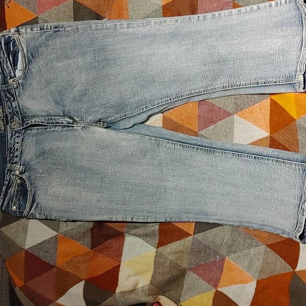 🐸Suki Jean Capris Sz 18